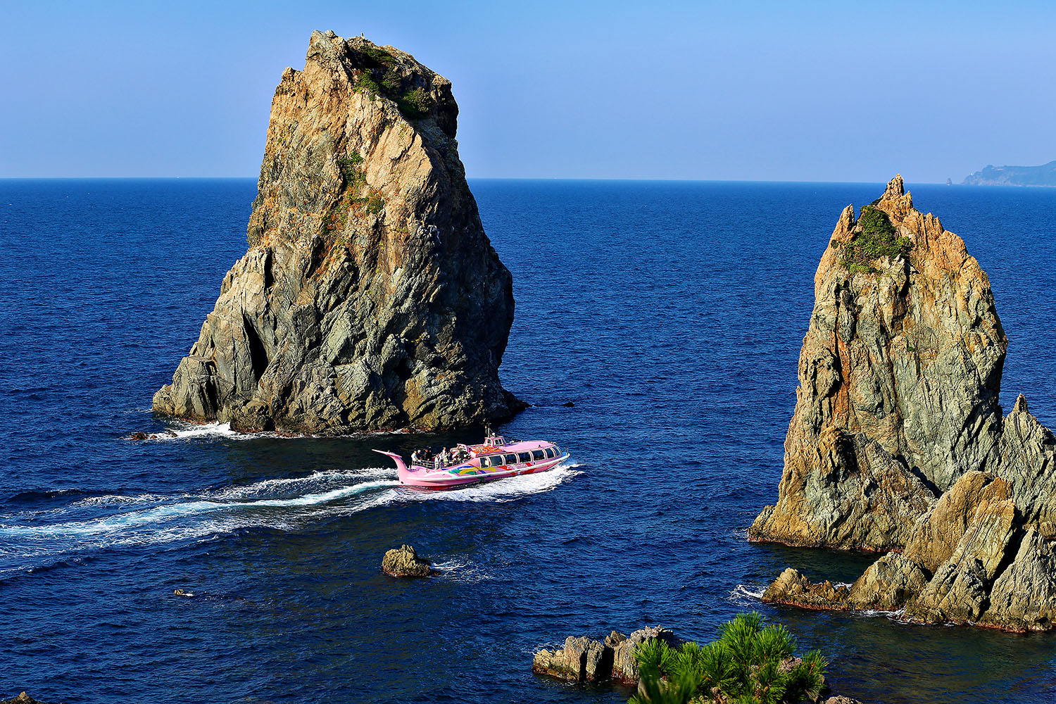 青海島観光汽船：海上アルプスの絶景クルーズ！